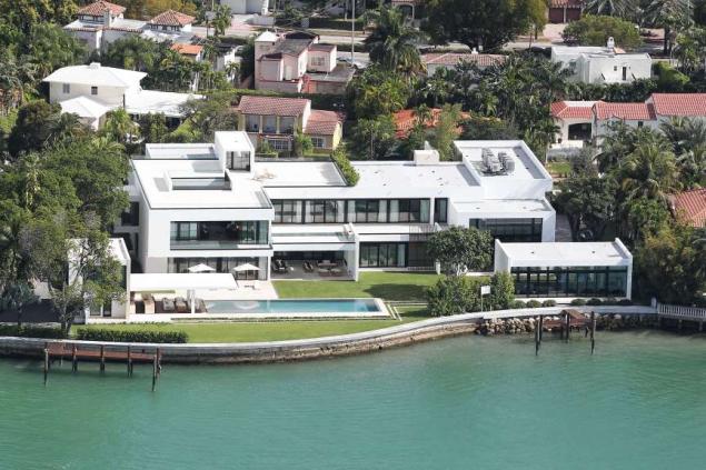 A-Rod's_Miami_Beach_house_on_north_Bay_Road